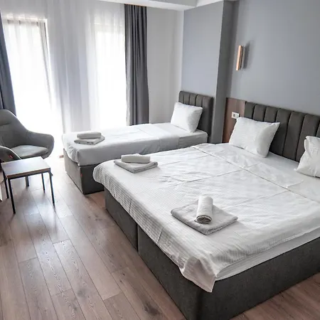 Diamond Hotell
